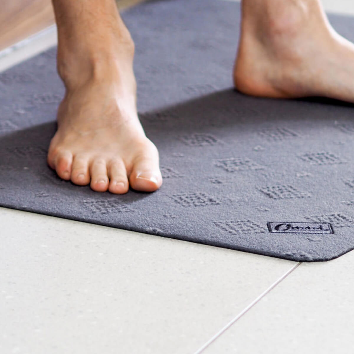 Conni absorbent and anti-slip floor mats for home or care settings